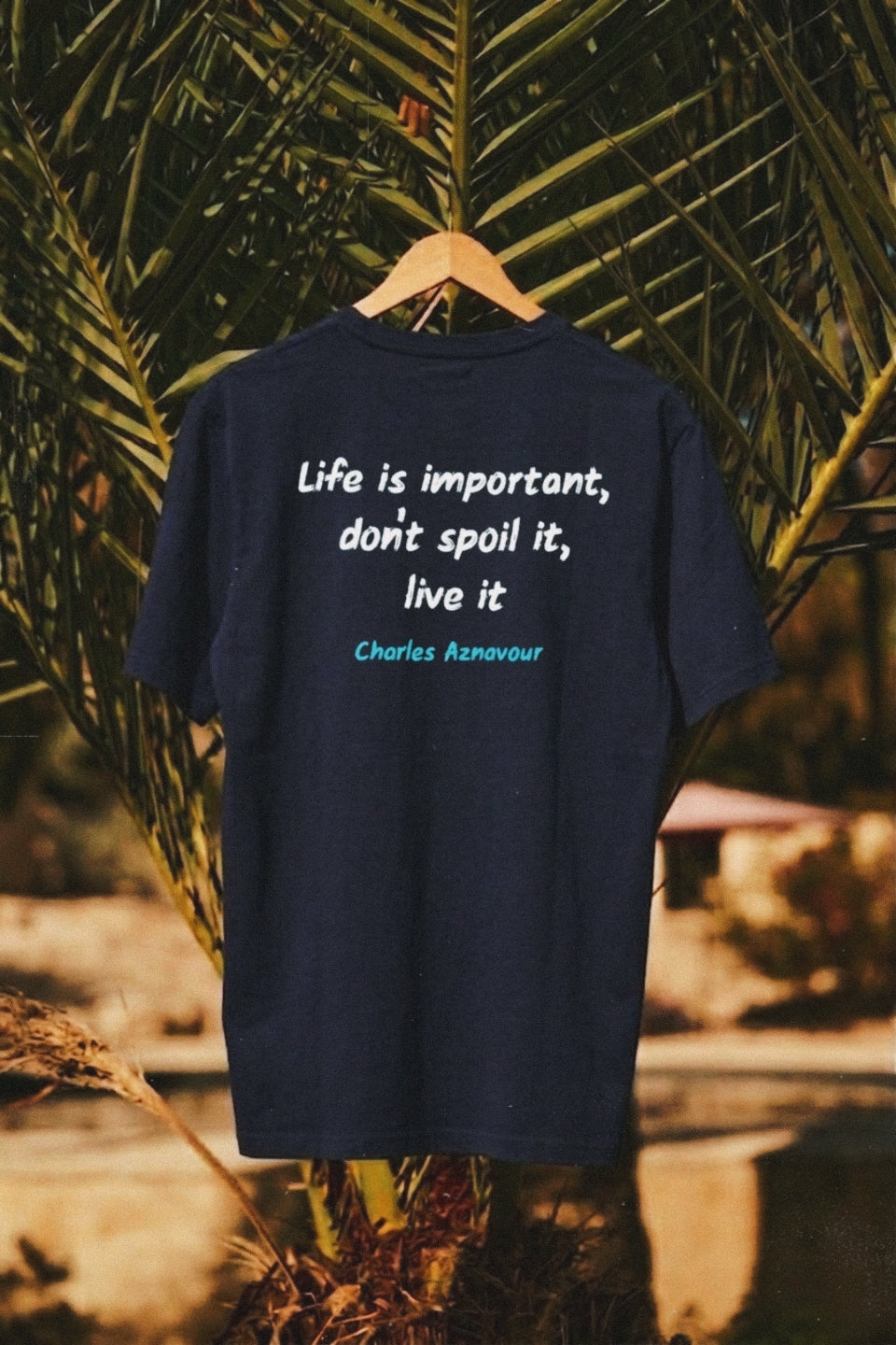 Շառլ Ազնավուր - Կյանքը կարևոր է, մի՛ վատնեք, ապրեք այն